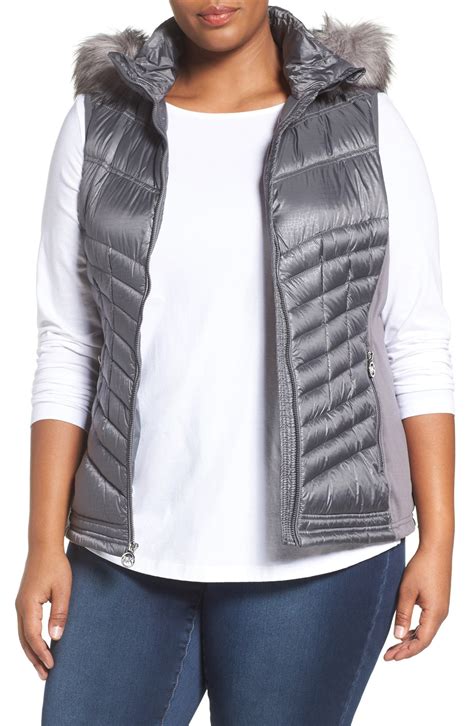 michael michael kors vest with fur trim hood ma820141t